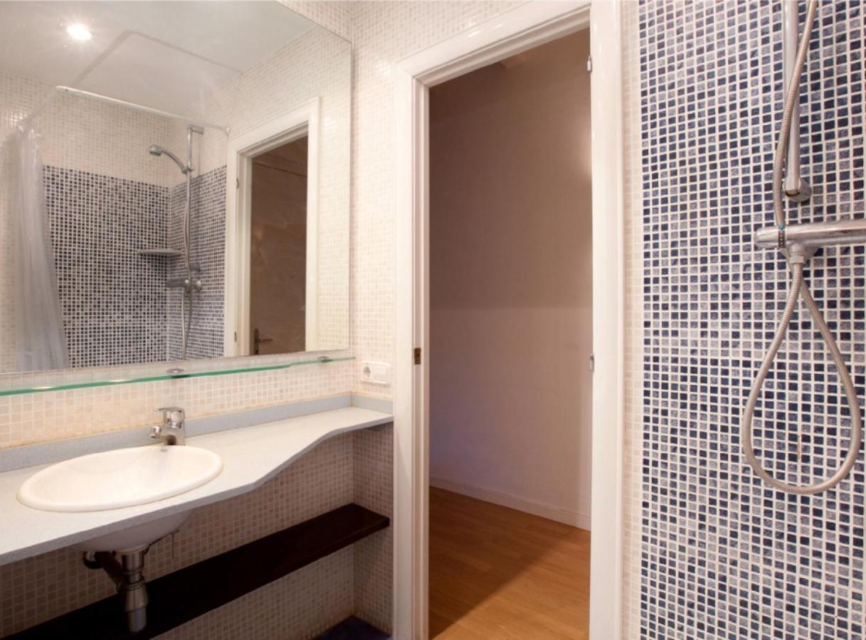 Authentic Flat2 In Poble Sec - Paralelo Barcelona Eksteriør billede